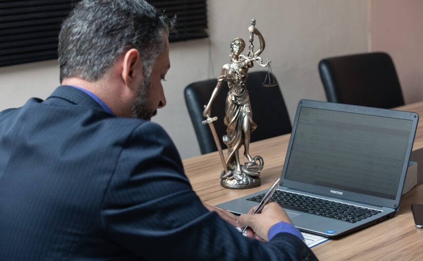 Reasons To Hire An Immigration Attorney